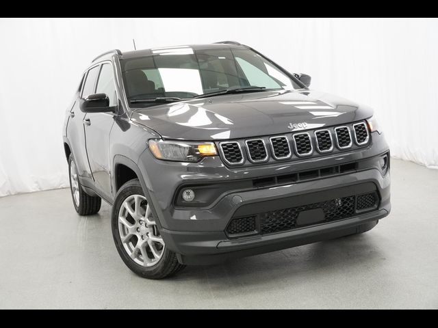 2024 Jeep Compass Latitude Lux