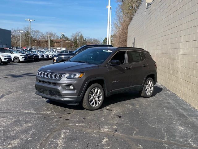 2024 Jeep Compass Latitude Lux