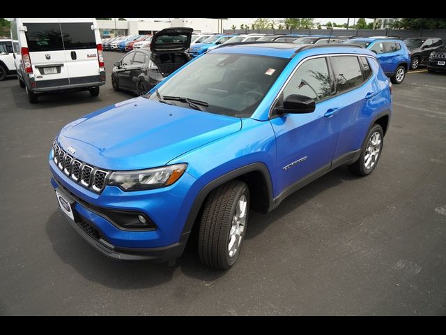 2024 Jeep Compass Latitude Lux