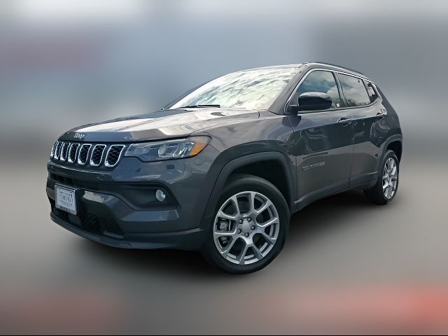 2024 Jeep Compass Latitude Lux