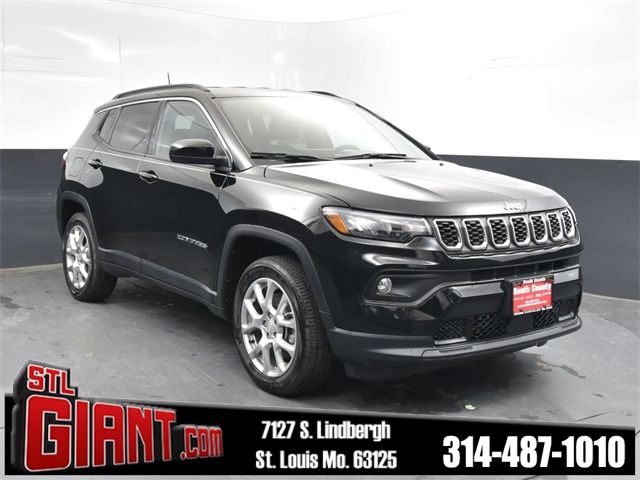 2024 Jeep Compass Latitude Lux