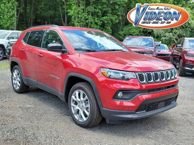 2024 Jeep Compass Latitude Lux