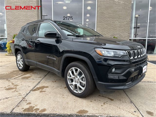 2024 Jeep Compass Latitude Lux