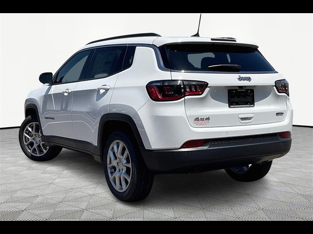 2024 Jeep Compass Latitude Lux