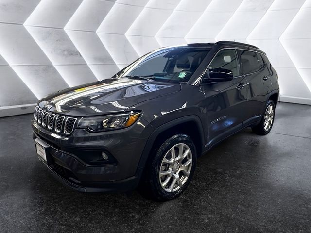 2024 Jeep Compass Latitude Lux