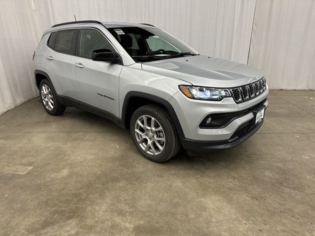 2024 Jeep Compass Latitude Lux