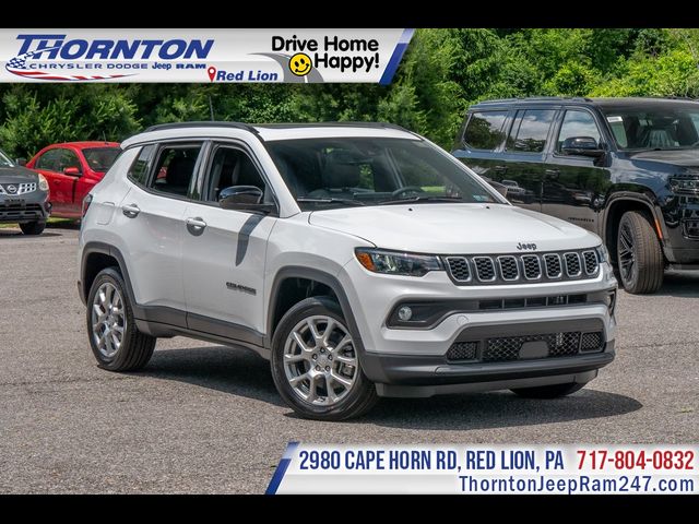 2024 Jeep Compass Latitude Lux