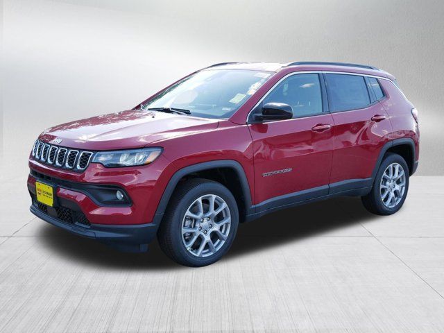 2024 Jeep Compass Latitude Lux