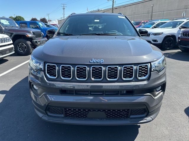 2024 Jeep Compass Latitude Lux