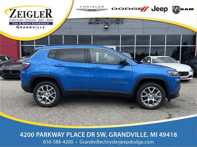 2024 Jeep Compass Latitude Lux