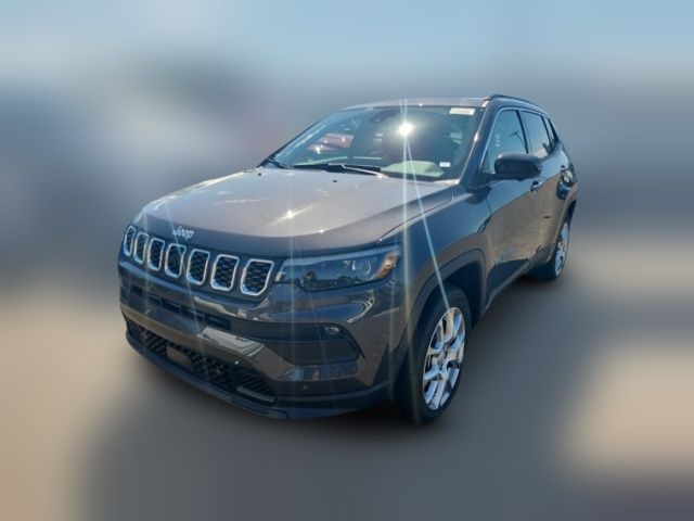 2024 Jeep Compass Latitude Lux