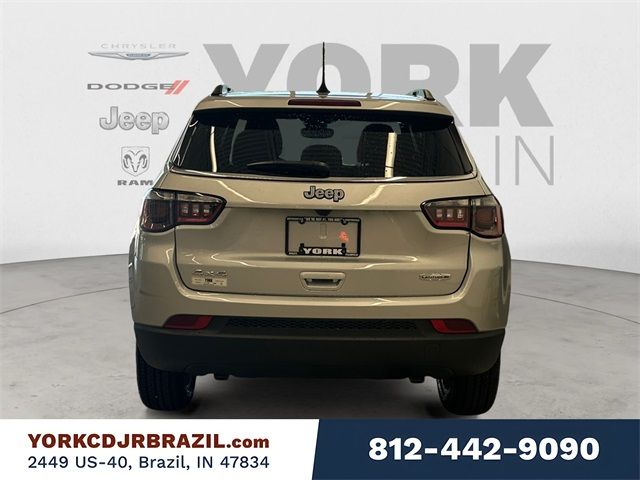 2024 Jeep Compass Latitude Lux