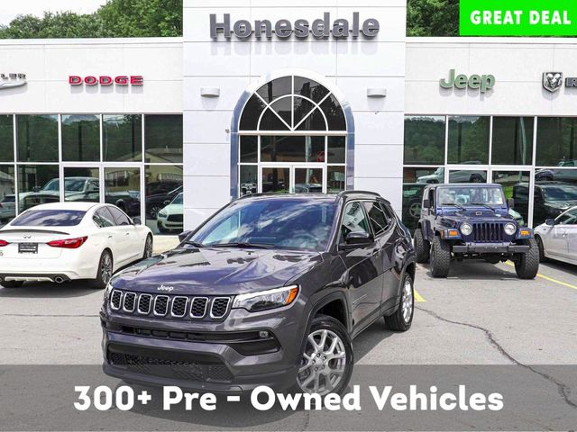 2024 Jeep Compass Latitude Lux