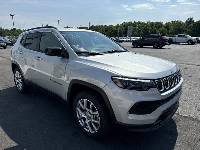 2024 Jeep Compass Latitude Lux