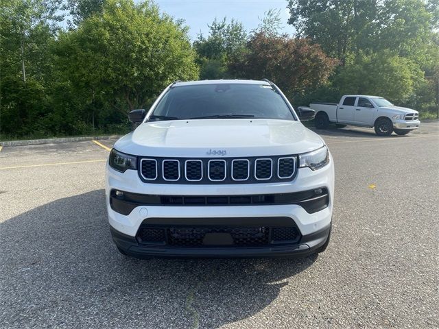 2024 Jeep Compass Latitude Lux