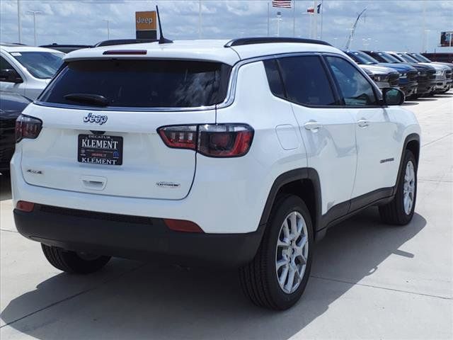 2024 Jeep Compass Latitude Lux