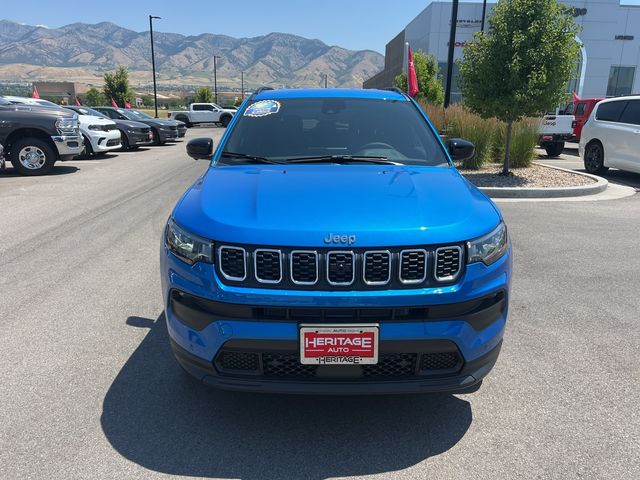 2024 Jeep Compass Latitude Lux