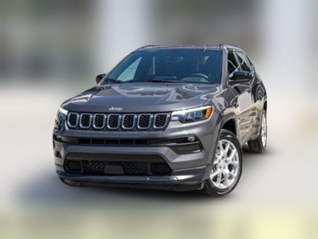 2024 Jeep Compass Latitude Lux