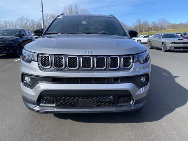 2024 Jeep Compass Latitude Lux