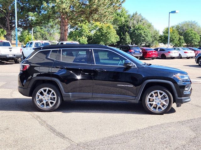 2024 Jeep Compass Latitude Lux