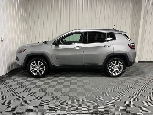 2024 Jeep Compass Latitude Lux