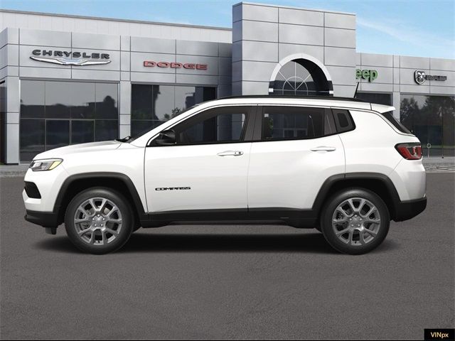 2024 Jeep Compass Latitude Lux