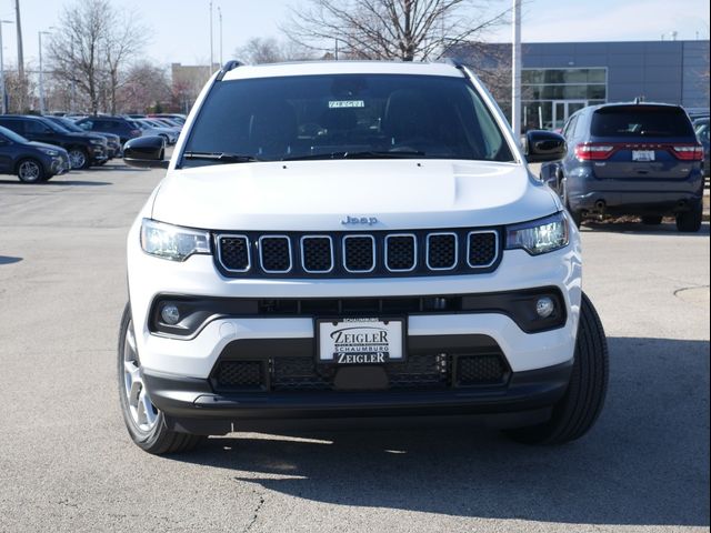 2024 Jeep Compass Latitude Lux