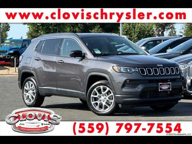 2024 Jeep Compass Latitude Lux