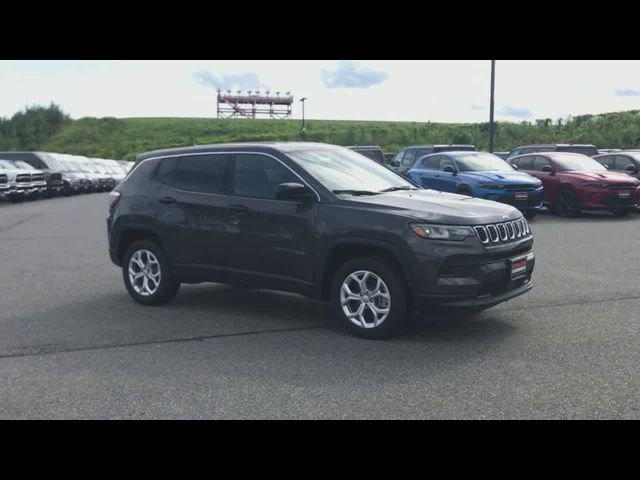 2024 Jeep Compass Sport