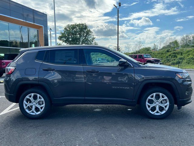 2024 Jeep Compass Sport