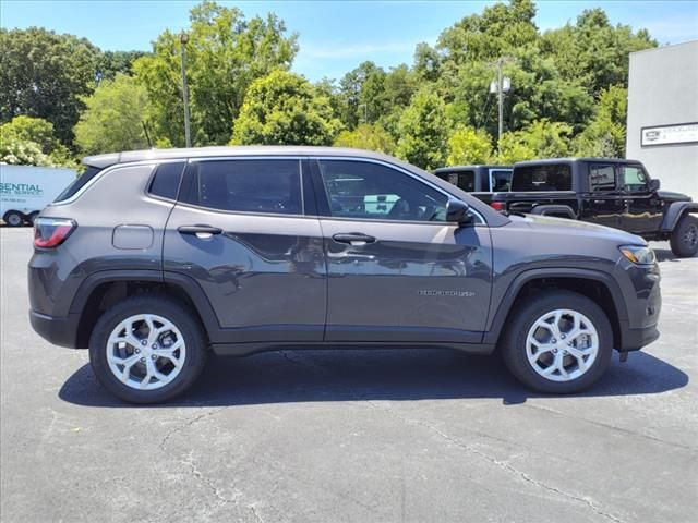 2024 Jeep Compass Sport