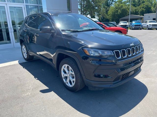 2024 Jeep Compass Sport