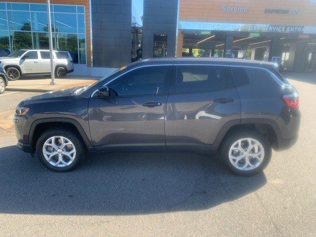 2024 Jeep Compass Sport