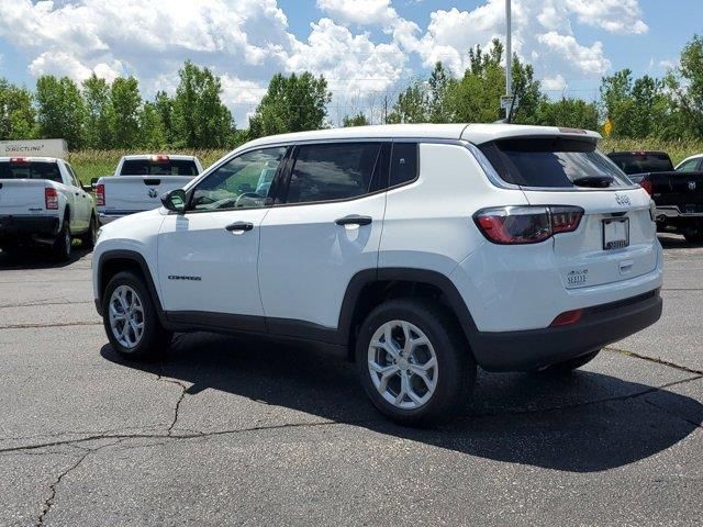 2024 Jeep Compass Sport