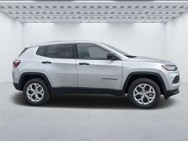 2024 Jeep Compass Sport