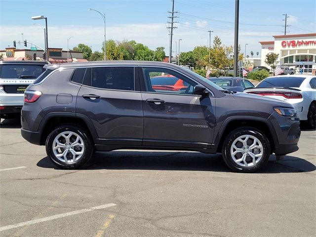 2024 Jeep Compass Sport