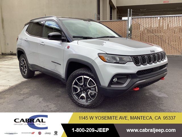 2024 Jeep Compass Trailhawk