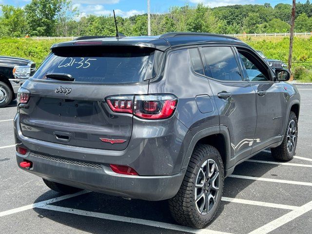 2024 Jeep Compass Trailhawk