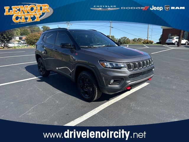 2024 Jeep Compass Trailhawk