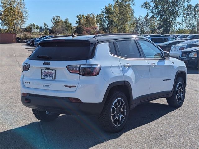 2024 Jeep Compass Trailhawk