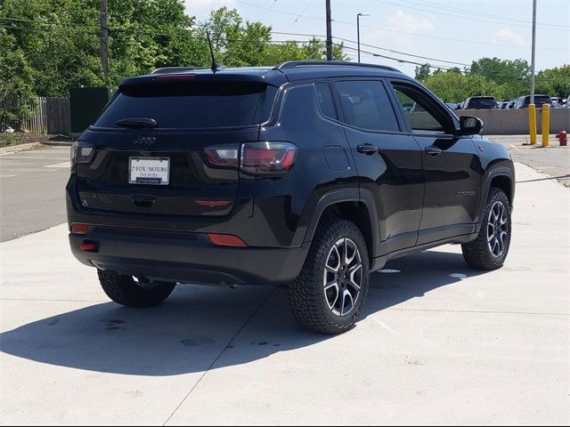 2024 Jeep Compass Trailhawk