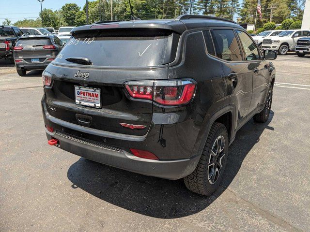 2024 Jeep Compass Trailhawk