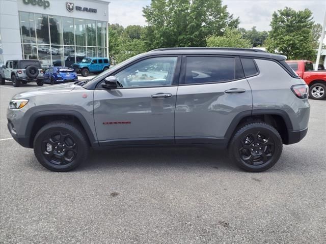 2024 Jeep Compass Trailhawk