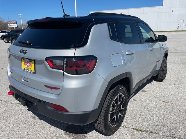 2024 Jeep Compass Trailhawk