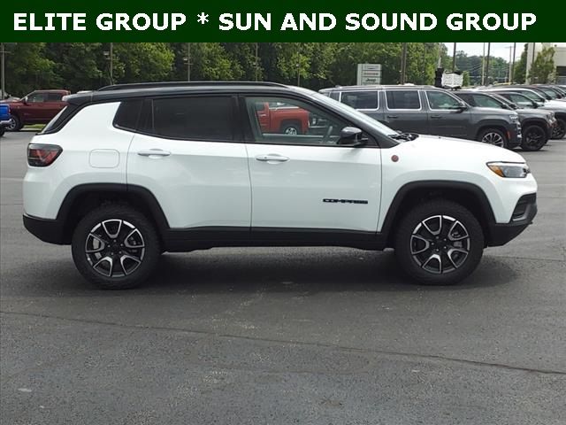 2024 Jeep Compass Trailhawk