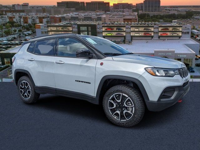 2024 Jeep Compass Trailhawk