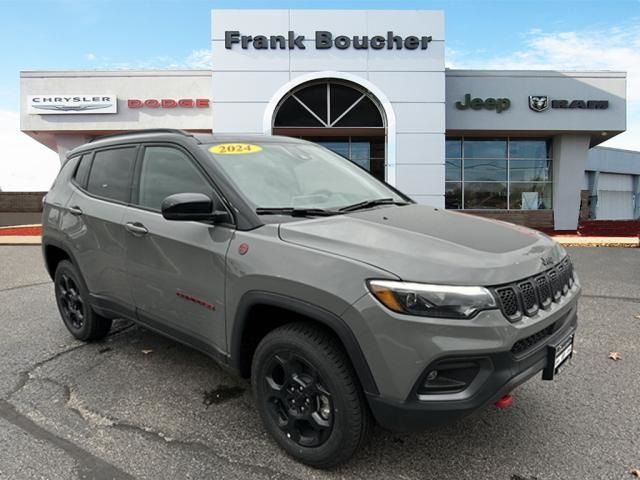 2024 Jeep Compass Trailhawk