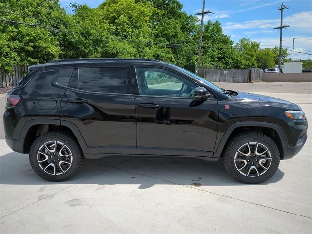 2024 Jeep Compass Trailhawk