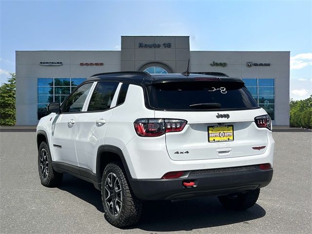 2024 Jeep Compass Trailhawk