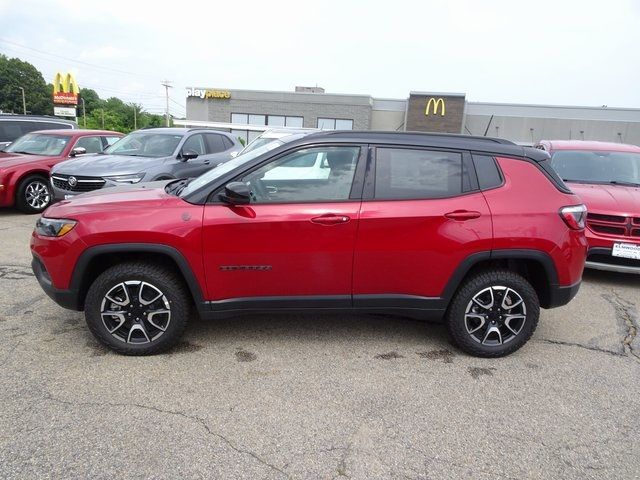 2024 Jeep Compass Trailhawk